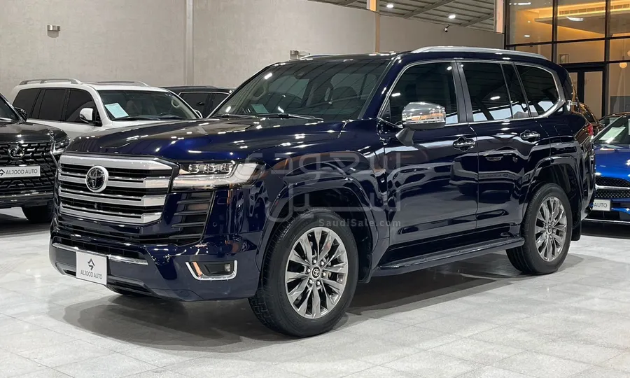 2022 تويوتا لاند كروزر في اكس ار