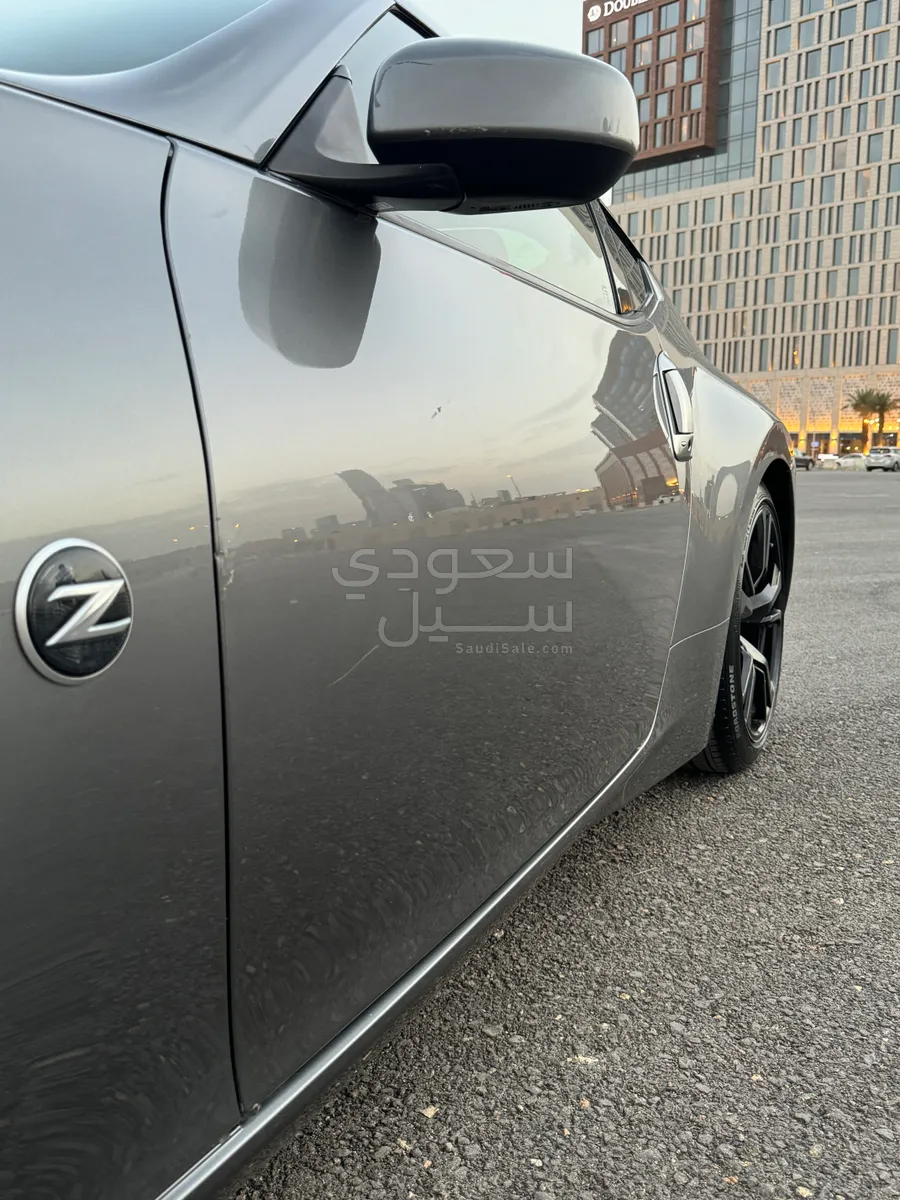 2020 Nissan Z 370