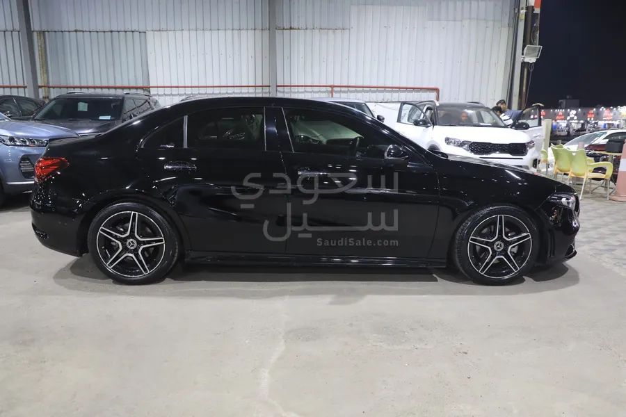 2023 Mercedes-Benz A 200