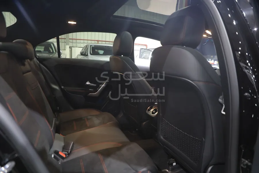 2023 Mercedes-Benz A 200