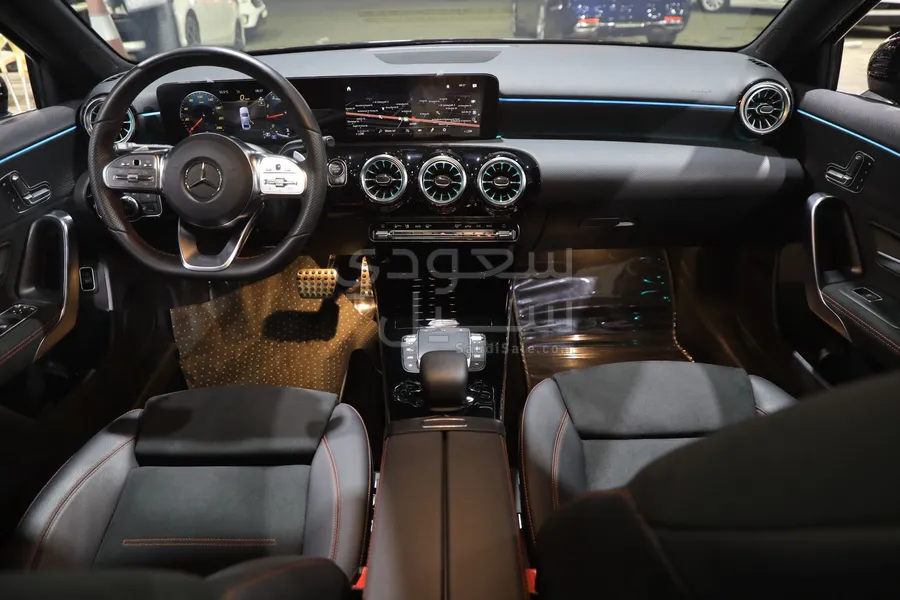 2023 Mercedes-Benz A 200