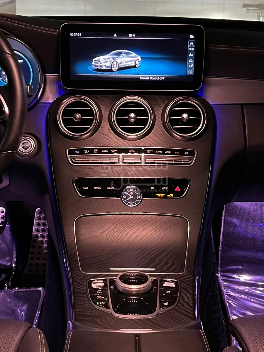 2019 Mercedes-Benz C 300