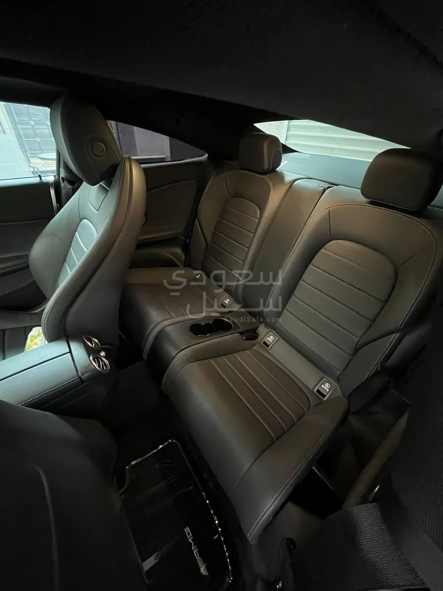 2019 Mercedes-Benz C 300