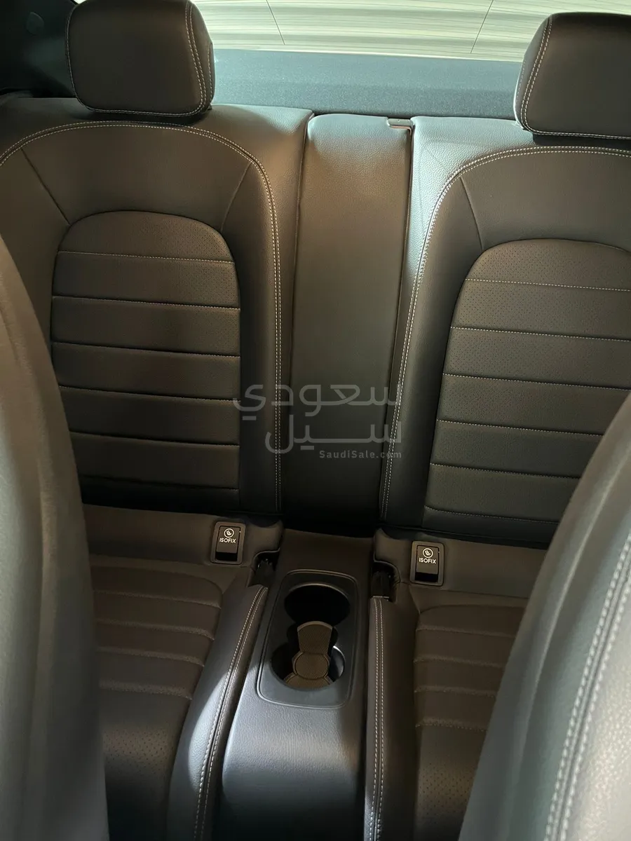 2019 Mercedes-Benz C 300