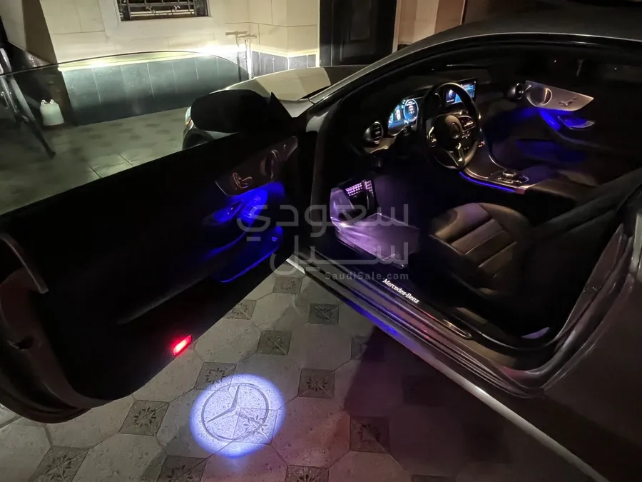 2019 Mercedes-Benz C 300