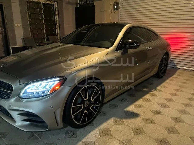2019 Mercedes-Benz C 300