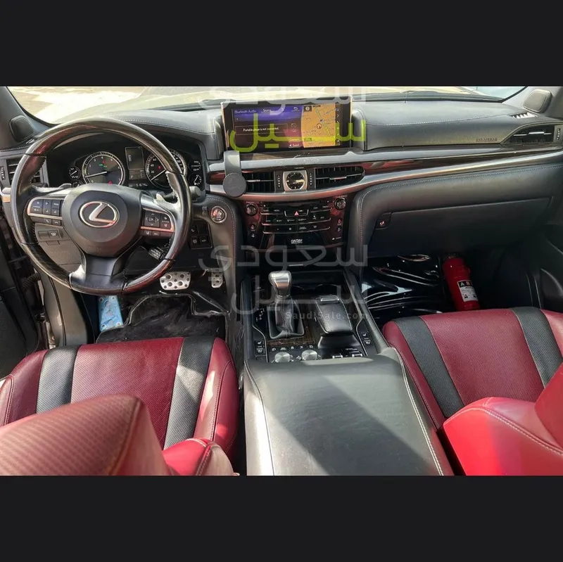 2019 لكزس إل إكس 570 اس