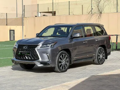 2019 لكزس إل إكس 570 اس