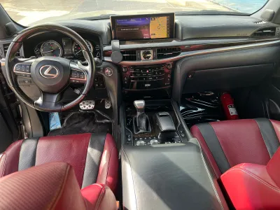 2019 لكزس إل إكس 570 اس