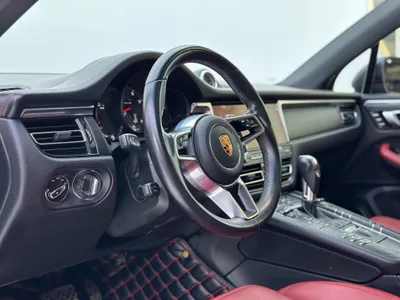 2020 Porsche Macan