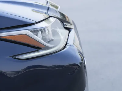 2021 لكزس إي إس 300 هايبرد