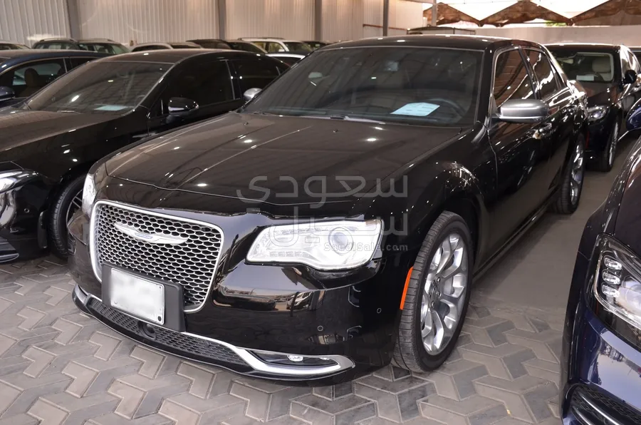 2022 كرايسلر 300