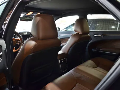 2022 كرايسلر 300