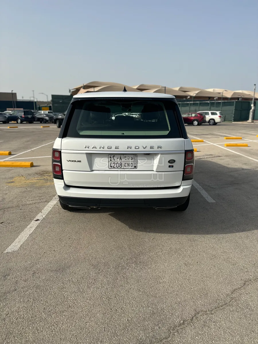2020 Land Rover Range Rover Vogue