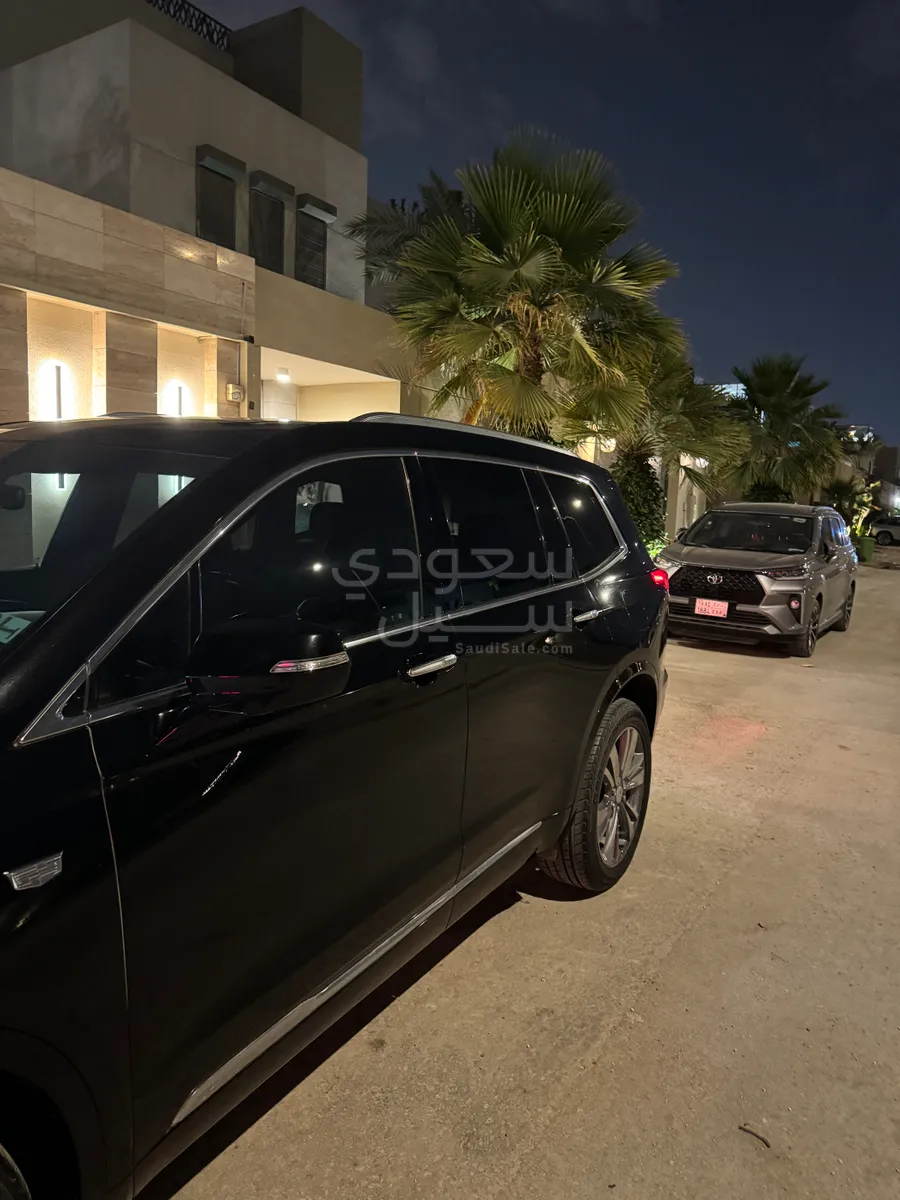 2021 Cadillac XT6