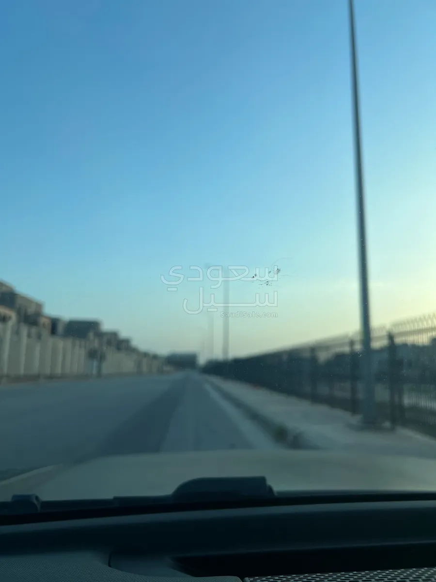 2020 لاند روفر ديفيندر 110