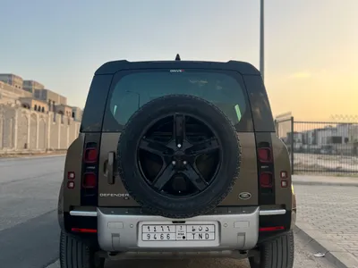 2020 لاند روفر ديفيندر 110