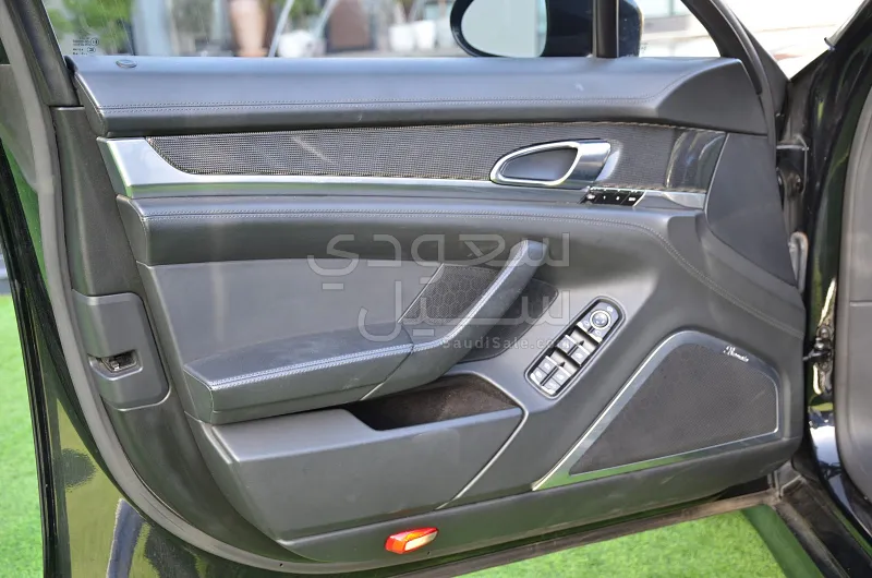 2010 Porsche Panamera Turbo