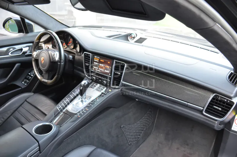 2010 Porsche Panamera Turbo