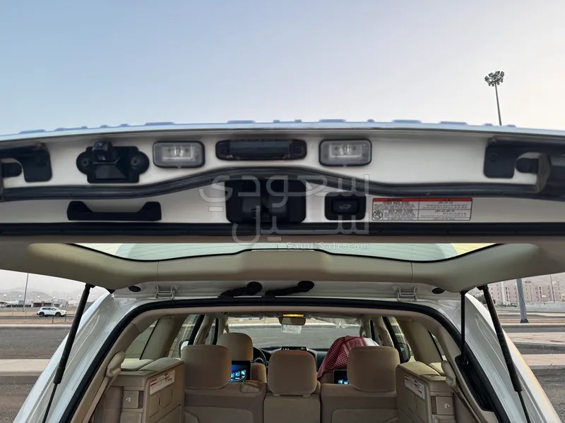 2020 تويوتا لاند كروزر جي اكس ار جراند تورينج