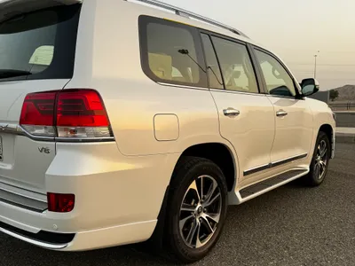 2020 تويوتا لاند كروزر جي اكس ار جراند تورينج