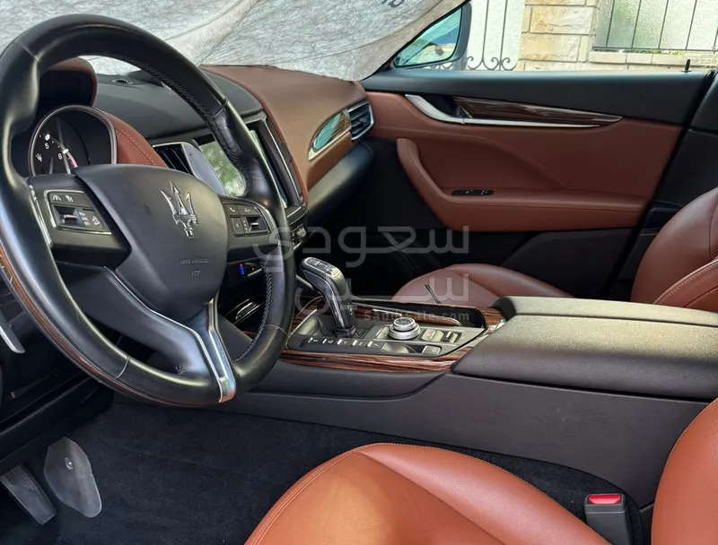 2020 Maserati Levante