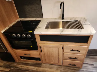 2022 كارافان كارافان