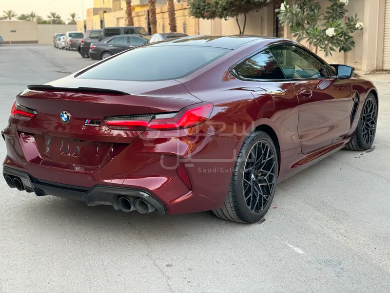 2021 BMW 8 Series M 850i