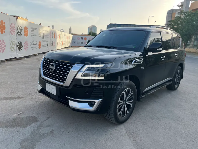 2023 Nissan Patrol Titanium