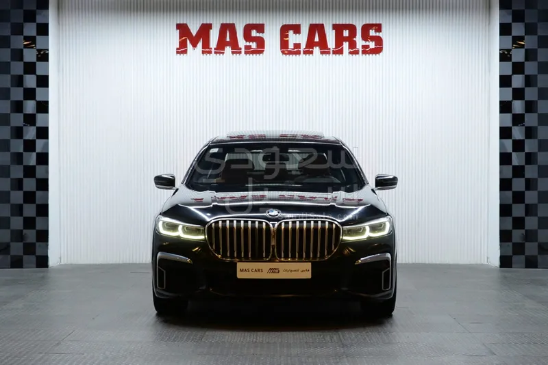 2021 بي ام دبليو الفئة السابعة 730 إل أي