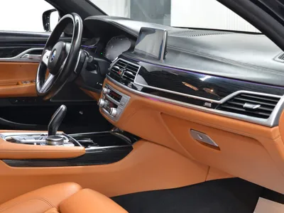 2021 بي ام دبليو الفئة السابعة 730 إل أي