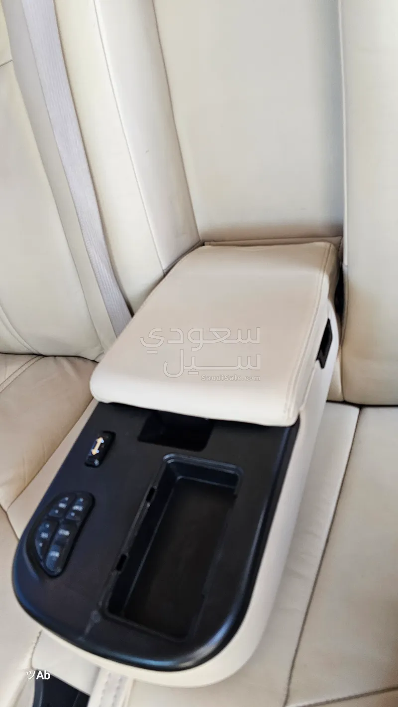 2004 Lincoln Town Car