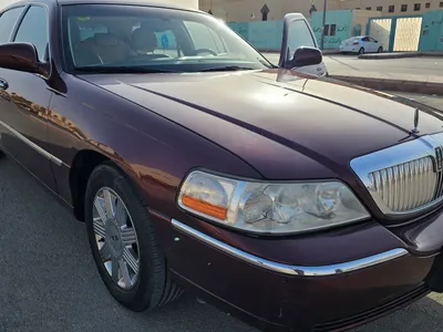 2004 Lincoln Town Car