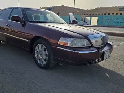 2004 Lincoln Town Car