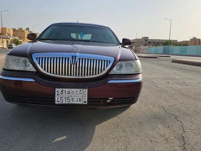 2004 Lincoln Town Car