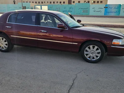 2004 Lincoln Town Car