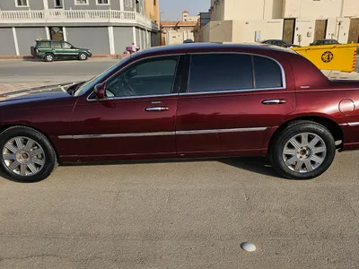 2004 Lincoln Town Car