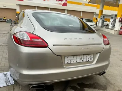 2011 بورش بانميرا 4 اس