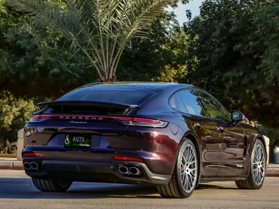 2021 Porsche Panamera