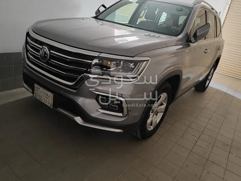 2020 ام جي ار اكس 8