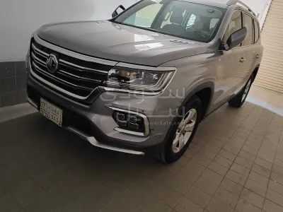 2020 ام جي ار اكس 8