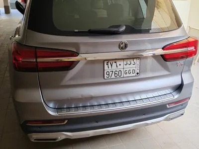 2020 ام جي ار اكس 8