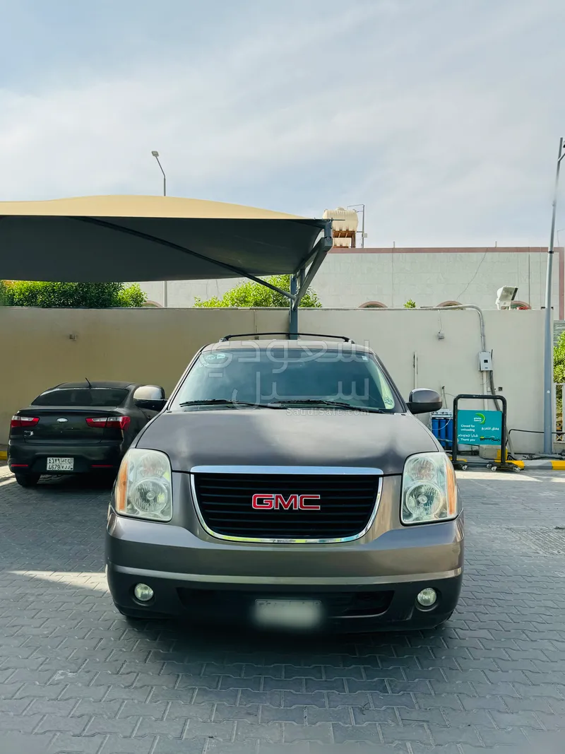 2014 جي ام سي يوكون اس ال اي