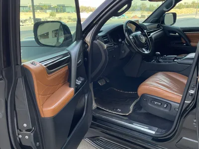 2021 لكزس إل إكس 570 بلاك اديشن