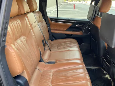 2021 لكزس إل إكس 570 بلاك اديشن