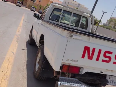 2002 Nissan pickup standred