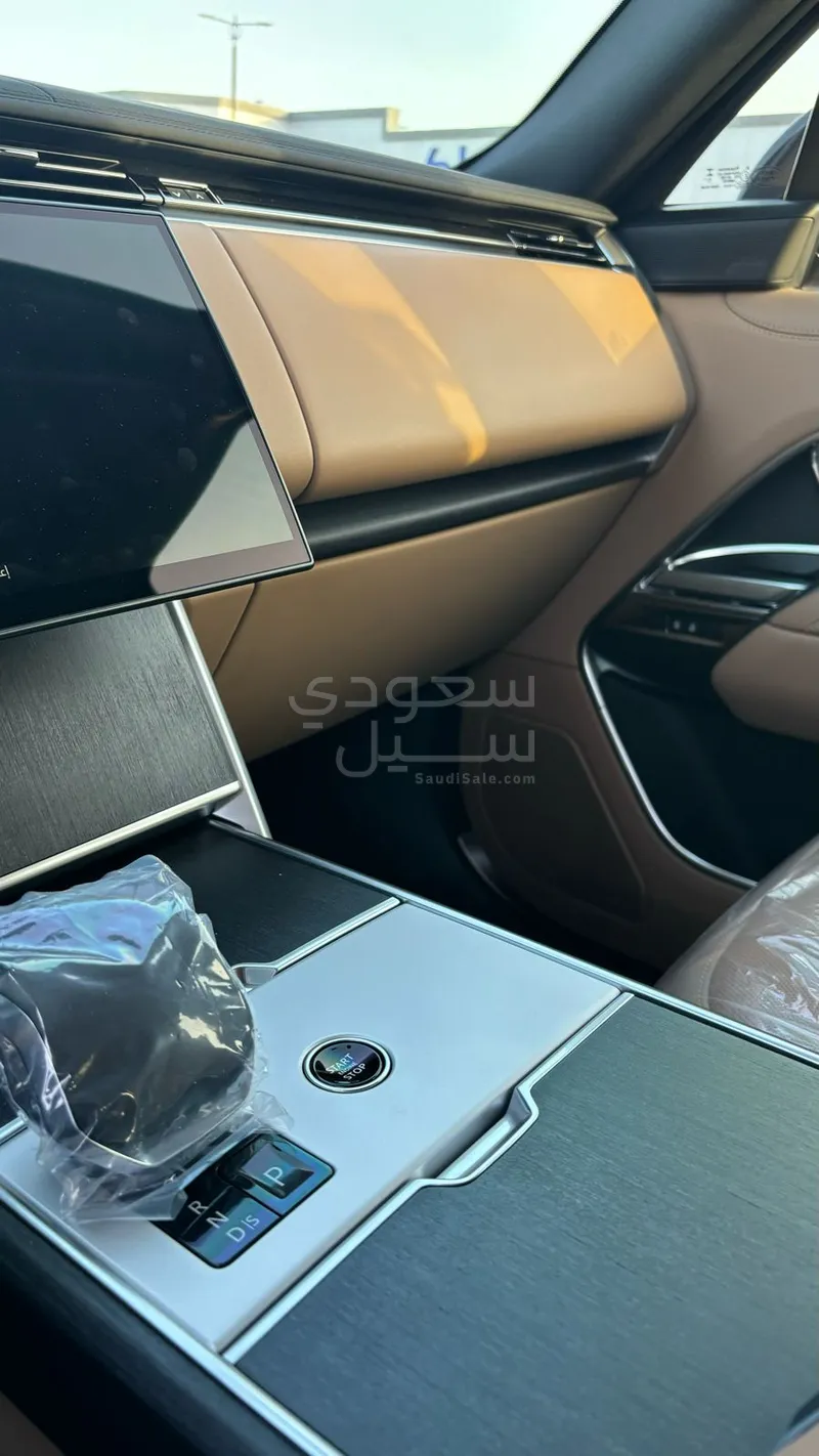 2024 Land Rover Range Rover HSE