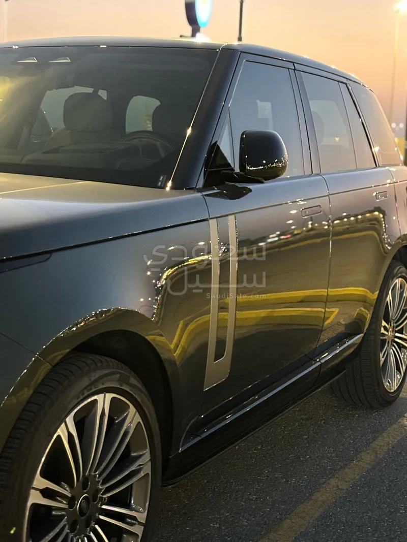 2024 Land Rover Range Rover HSE