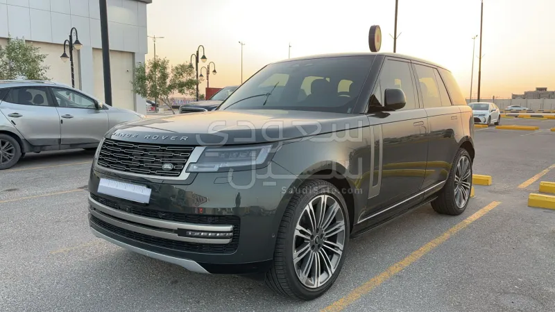 2024 Land Rover Range Rover HSE