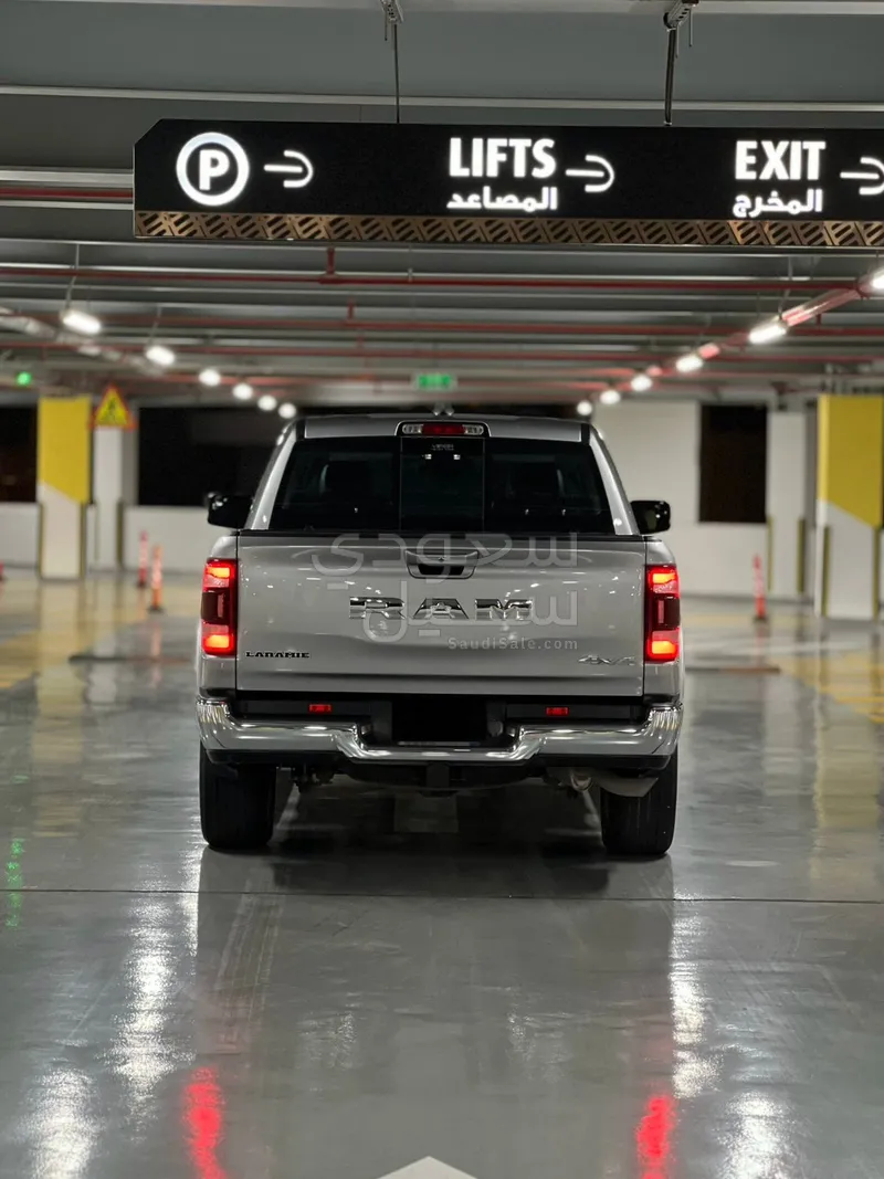 2022 Dodge Ram Laramie